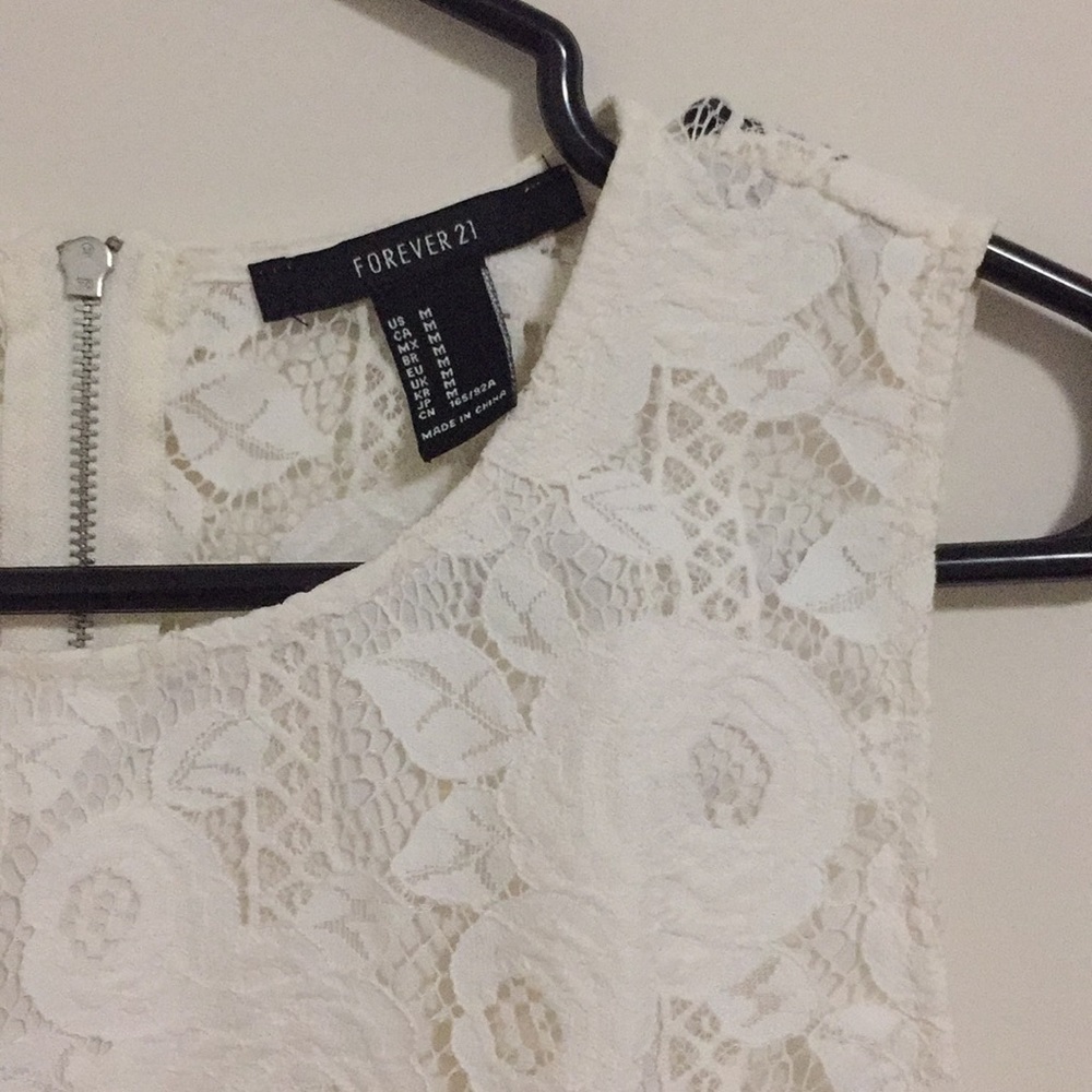 Forever 21 white floral print crop top - Picture 3 of 3